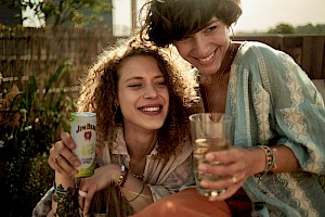 Florian Geiss, an outdoor photographer with Horton-Stephens, captures natural and authentic images of people having fun drinking drinks in London. Shows friends drinking.